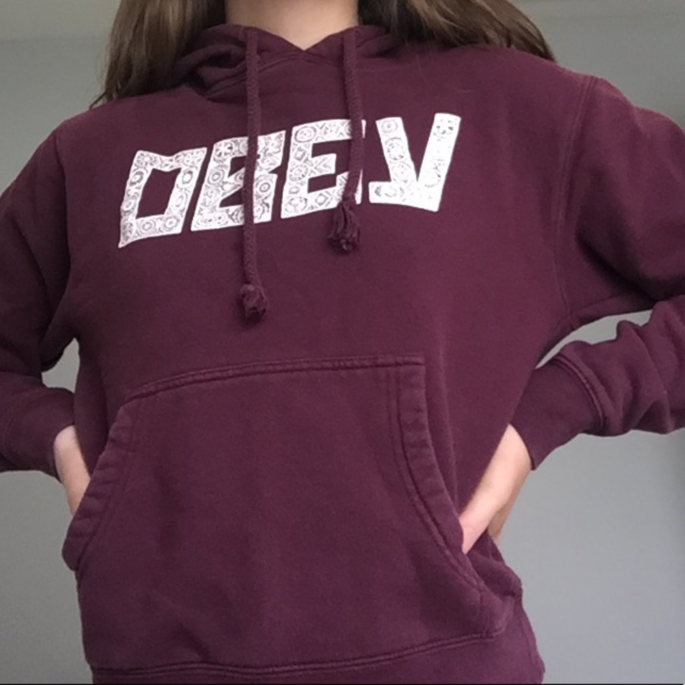 ✨Maroon Obey hoodie✨